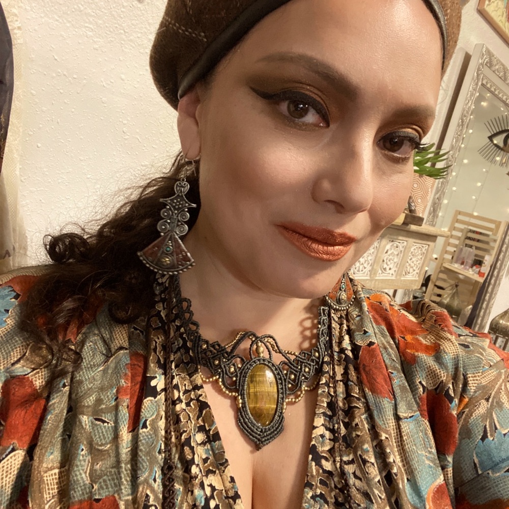 Tiger Eye Grey Macrame Necklace